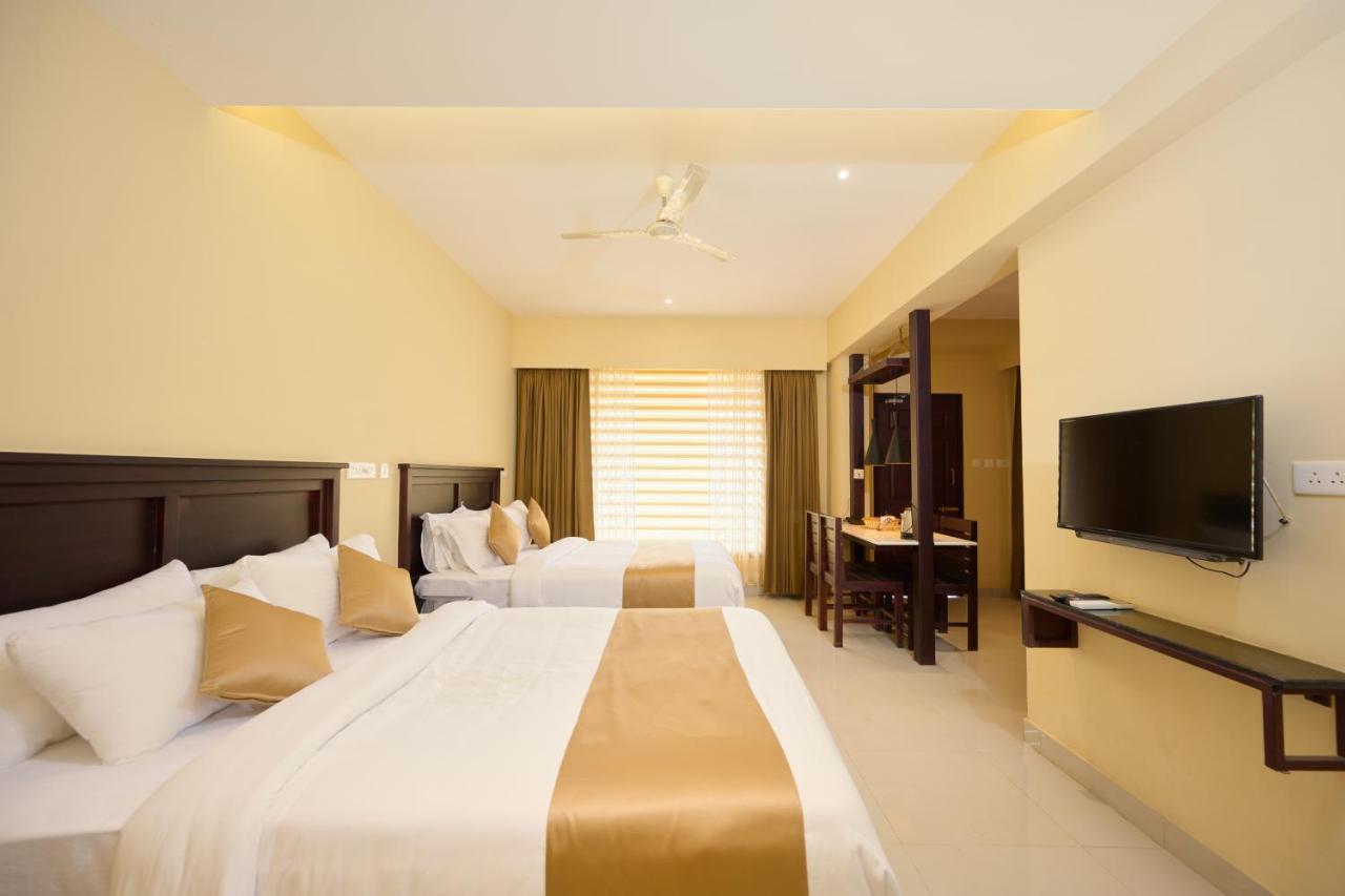 Thekkady Gavi Suites Vandiperiyār Buitenkant foto